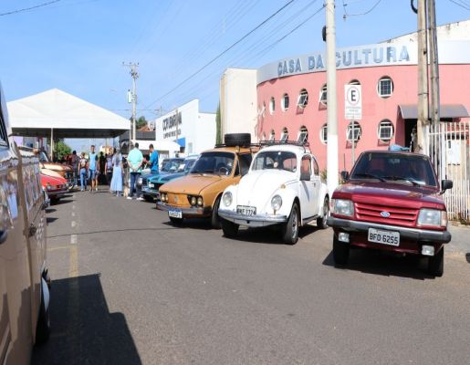 3º Encontro de Carros Antigos