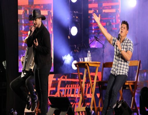 Show com Carreiro e Capataz