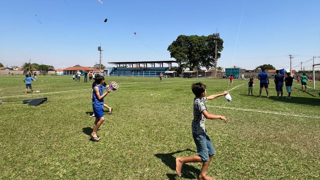 Festival de Pipas leva diversão e criatividade ao Estádio Jesualdo Aparecido de Souza